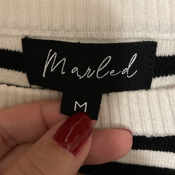 Marled Black and White Striped Long Sleeve Sweater, Size Medium Crewneck - Picture 4 of 7